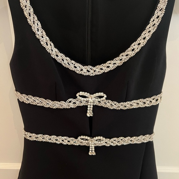 Self-Portrait Black Mini Bodycon Dress with Slit and Ruched Details - Picture 4 of 10